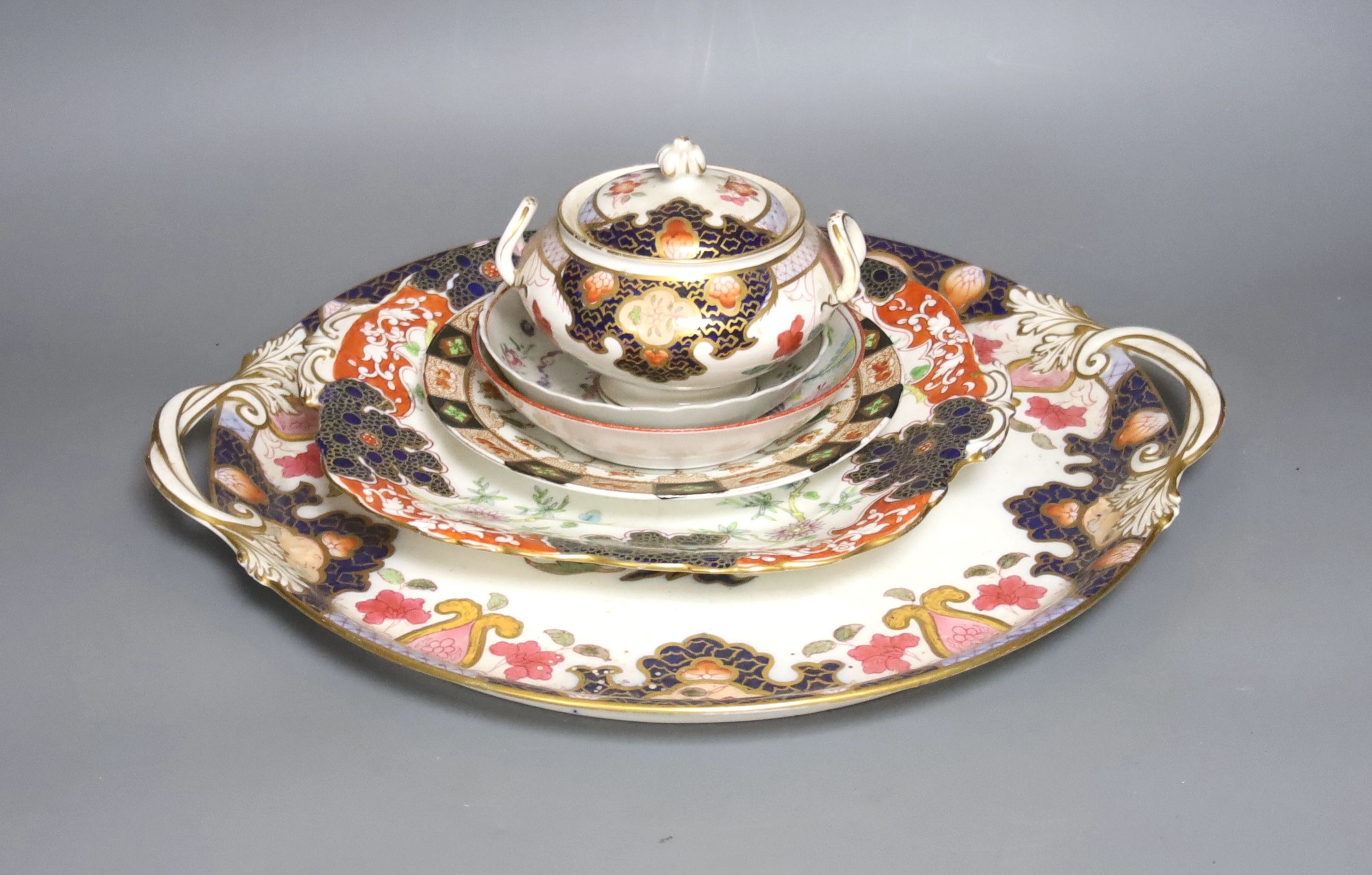 A A group of Staffordshire bone china Imari pattern tea and coffee wares Imari pottery tea set and Copeland Spode ‘Devonian’ dessert service
